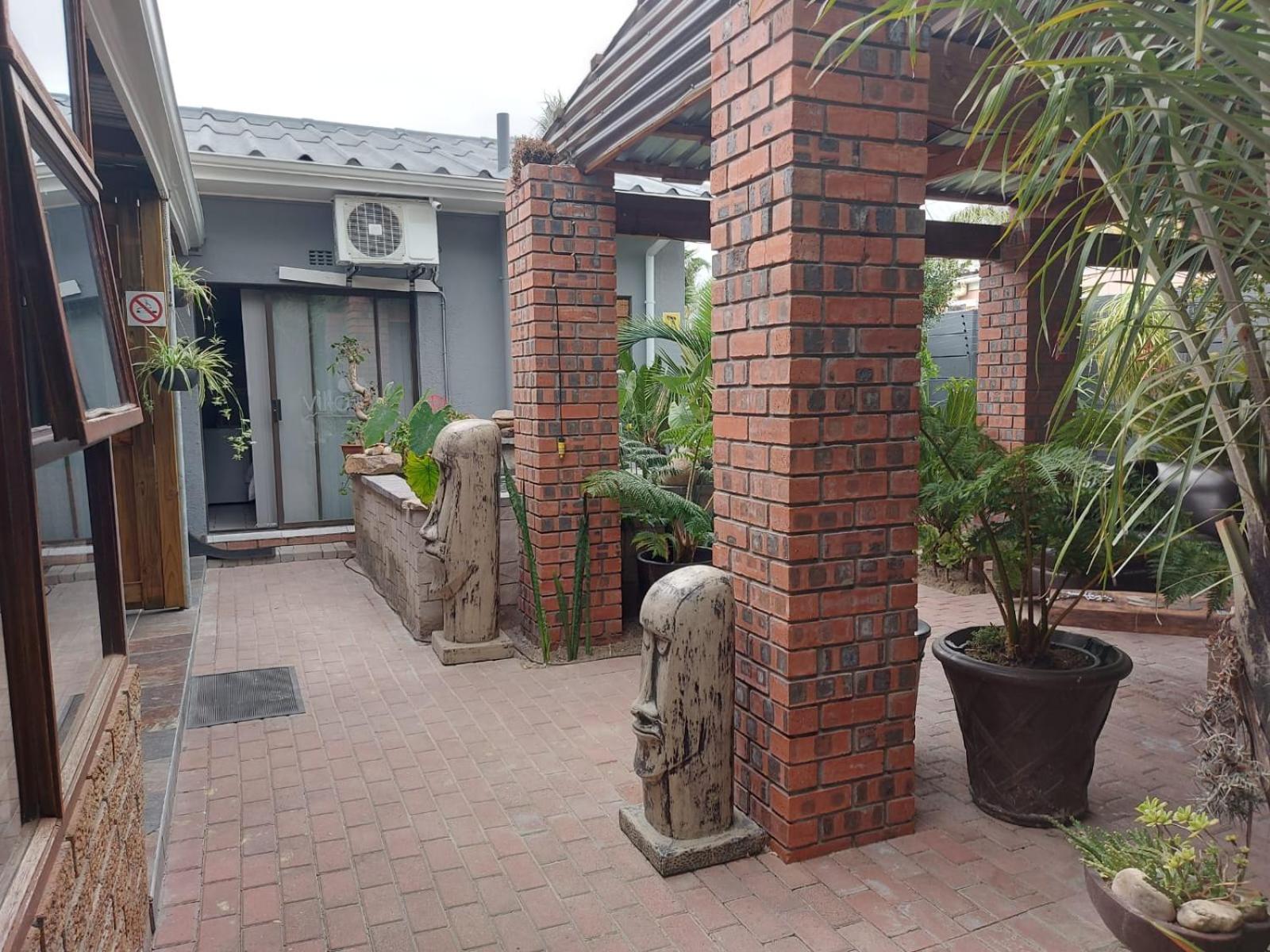 Villa Mariss Guesthouse Kraaifontein Bagian luar foto