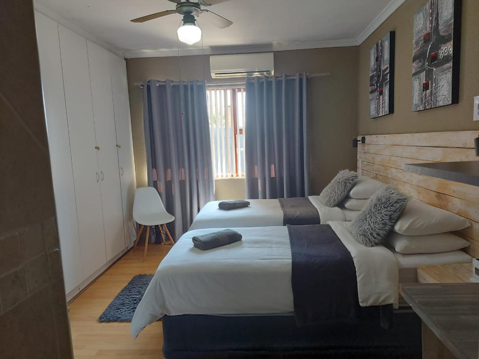 Villa Mariss Guesthouse Kraaifontein Bagian luar foto