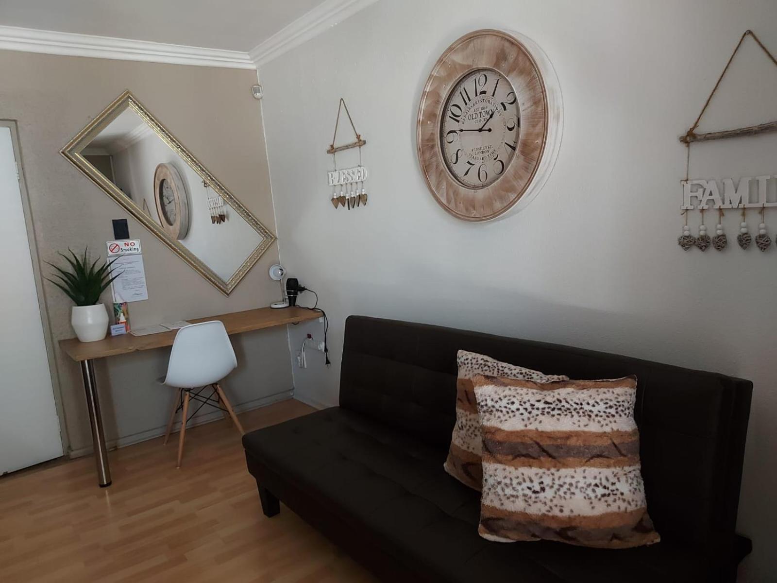 Villa Mariss Guesthouse Kraaifontein Bagian luar foto