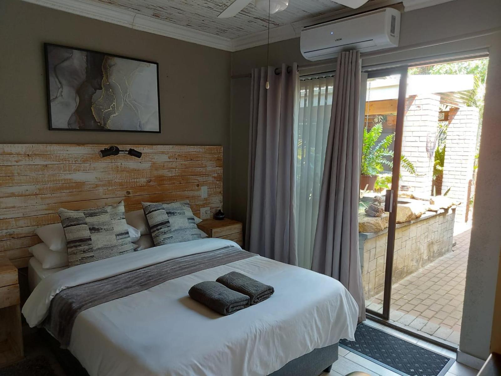 Villa Mariss Guesthouse Kraaifontein Bagian luar foto
